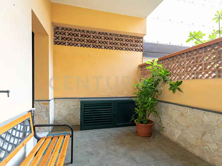Immagine 10 di Bilocale in vendita  in Via Lungomare 2 a Sant'alessio Siculo