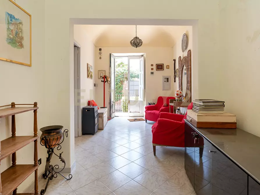 Immagine 39 di Villa in vendita  in Piazza F. M. Scuderi 7 a Viagrande