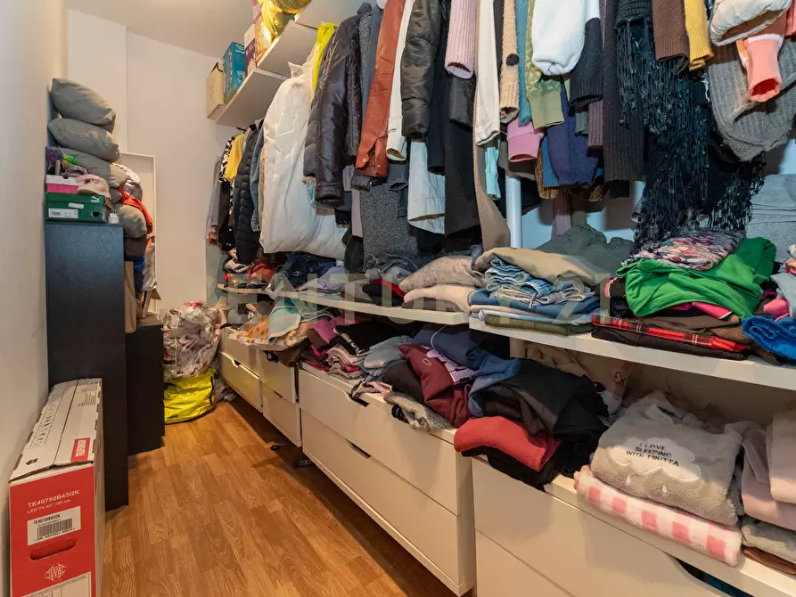 Immagine 45 di Pentalocale in vendita  in Via Cesare Battisti 34 a Belpasso