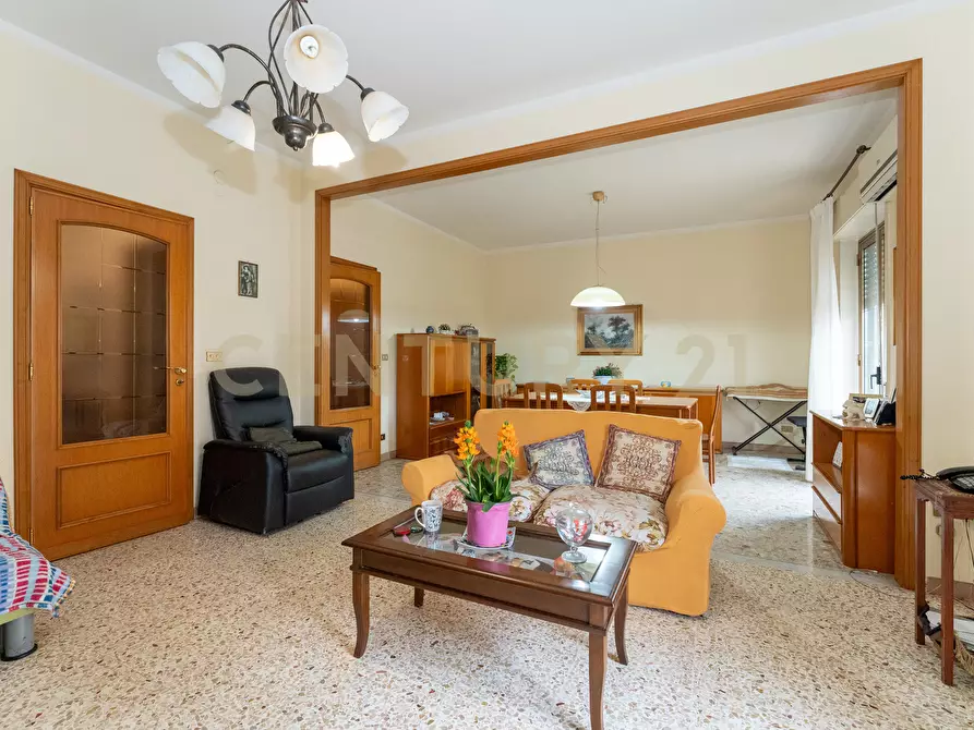 Immagine 24 di Trilocale in vendita  in Via Torino 86 a Catania