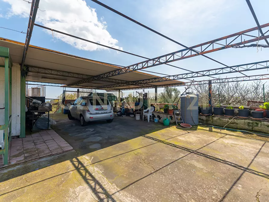 Immagine 48 di Villa in vendita  in Via Ramondetta 47 a Aci Sant'antonio