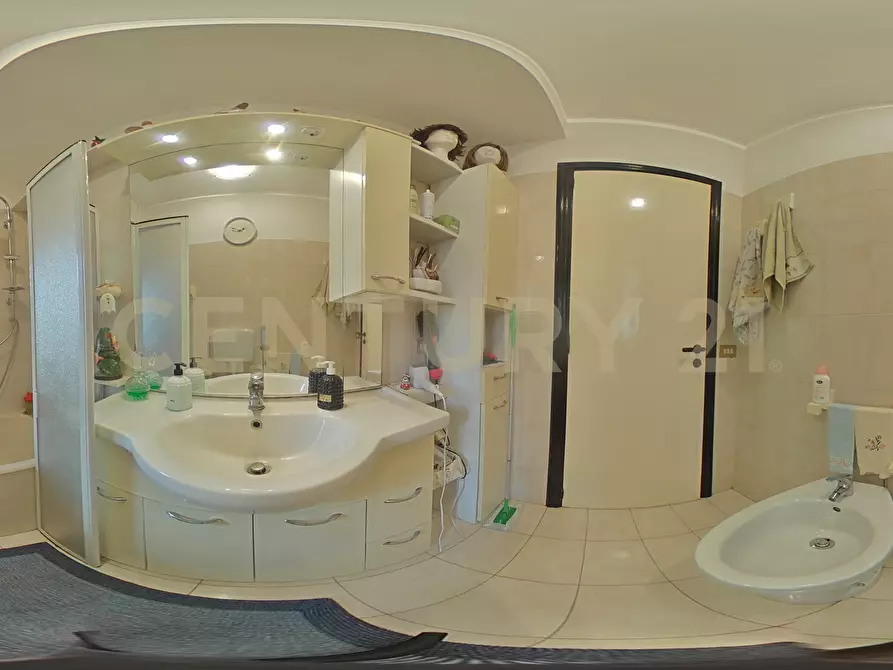 Immagine 45 di Trilocale in vendita  in Via Rettifilo 141 a Santa Venerina