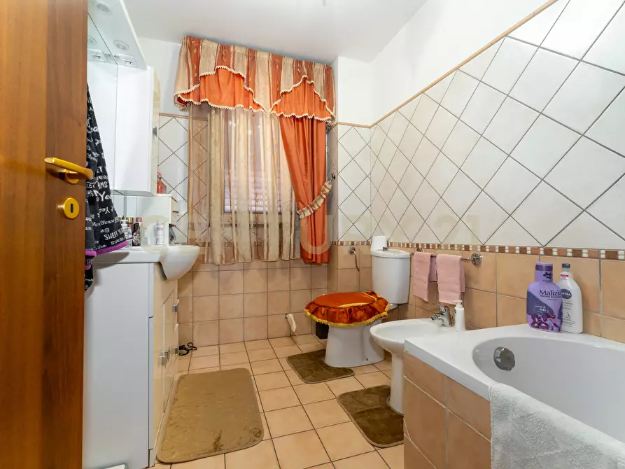 Immagine 7 di Trilocale in vendita  in Via Federico Fellini 10 a Misterbianco