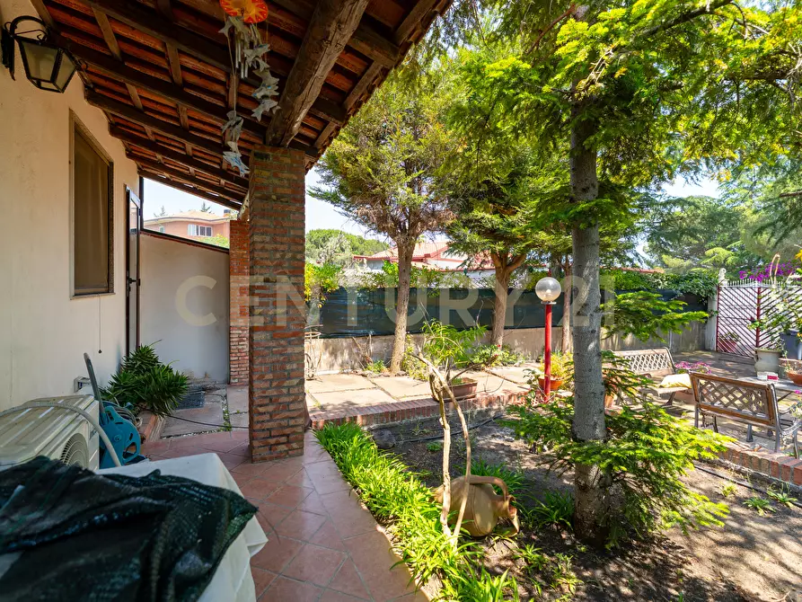 Immagine 9 di Villa in vendita  in Via Libertà 1 a Mascalucia