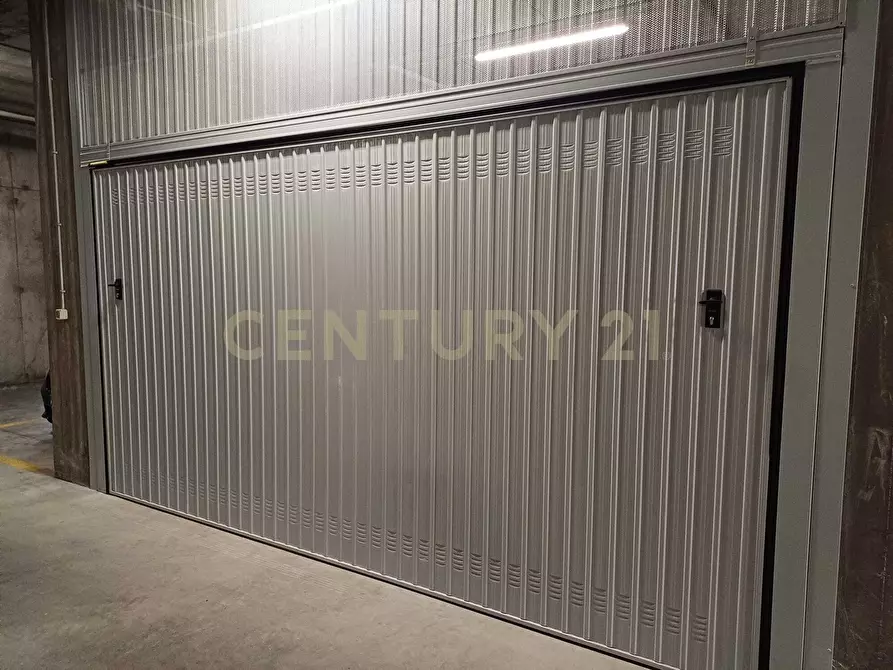 Immagine 4 di Garage in vendita  in Via Pietro Gobetti 9 a Verona
