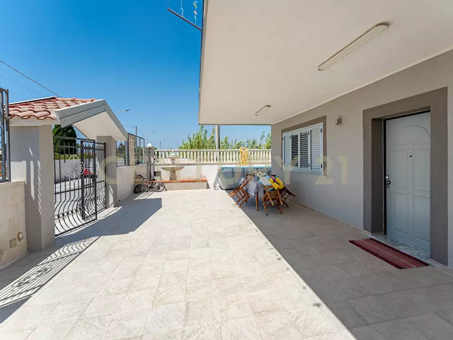 Immagine 13 di Villa in vendita  in Contrada Granelli 5 a Pachino