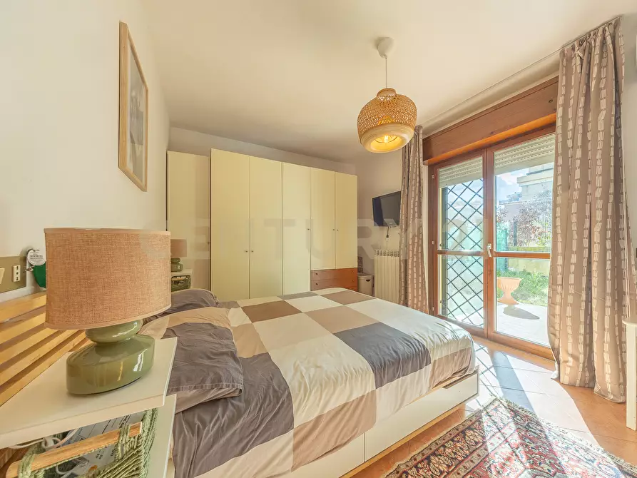 Immagine 7 di Bilocale in vendita  in Via Piero Corti 83 a Roma