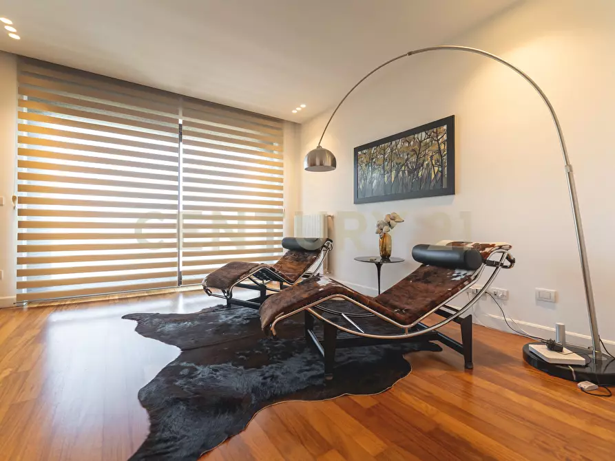 Immagine 53 di Villa in vendita  in Via Scala 58 a San Gregorio Di Catania