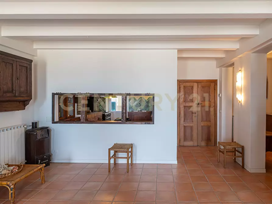 Immagine 7 di Pentalocale in vendita  in Via Amore 13 a Castiglione Della Pescaia