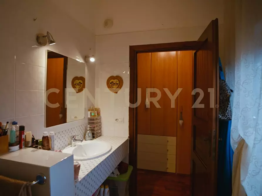 Immagine 14 di Villa in vendita  in Via delle Ginestre 13 a Sacrofano