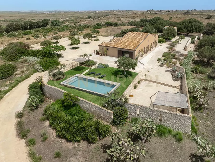 Immagine 1 di Casa indipendente in vendita  in Contrada Pagliarello a Portopalo Di Capo Passero