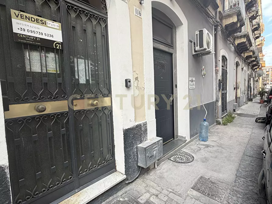 Immagine 2 di Appartamento in vendita  in Via Celeste 118 a Catania