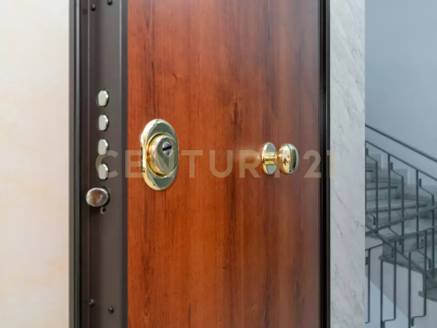 Immagine 18 di Trilocale in vendita  in Via Riccardo Wagner 50 a Acireale