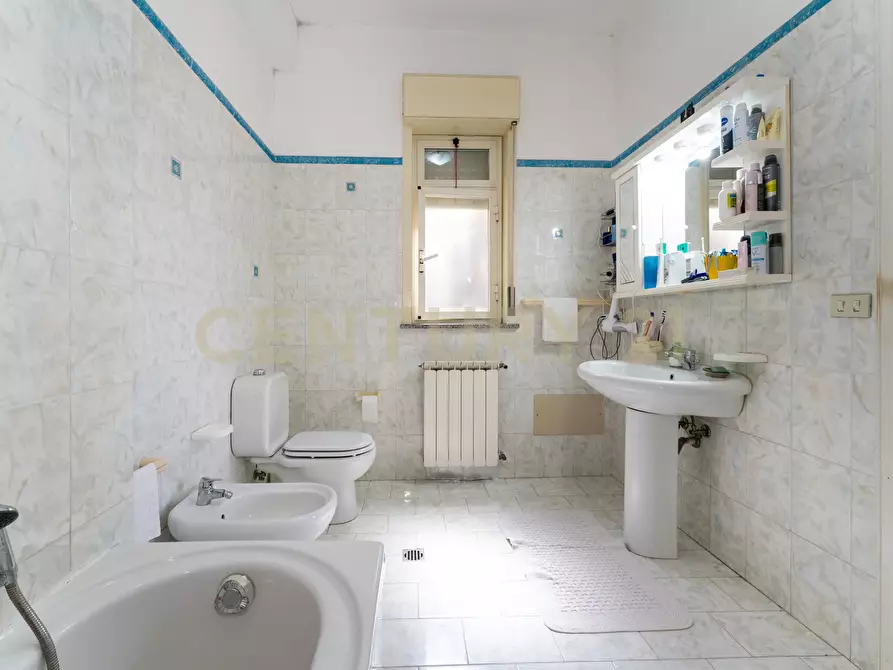 Immagine 34 di Villa in vendita  in Via Leonardo Da Vinci 5 a Taormina