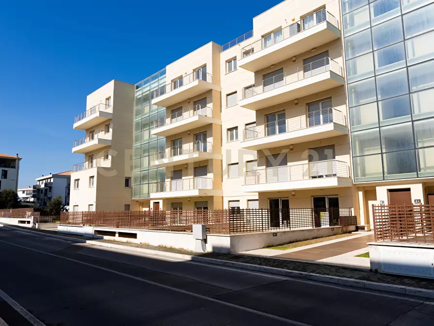 Immagine 11 di Quadrilocale in vendita  in Via Giovanni Falcone a Orbetello