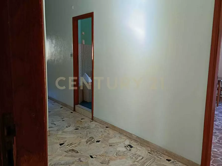 Immagine 1 di Quadrilocale in vendita  in Via Omero 65 a Bronte