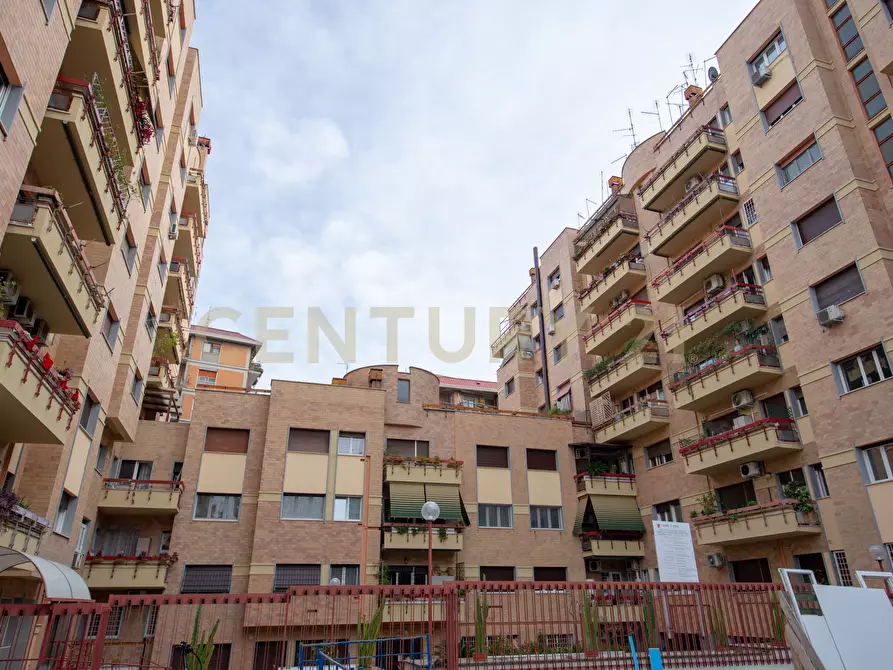 Immagine 31 di Bilocale in vendita  in Via Giovanni Caselli 11 a Roma