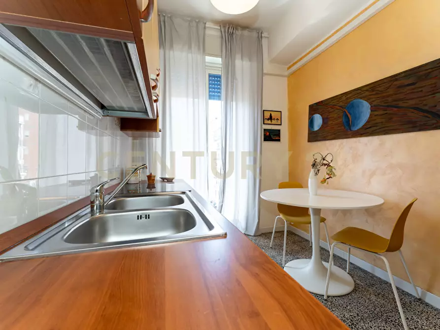 Immagine 38 di Appartamento in affitto  in Via Vittorio Emanuele Orlando 130 a Catania
