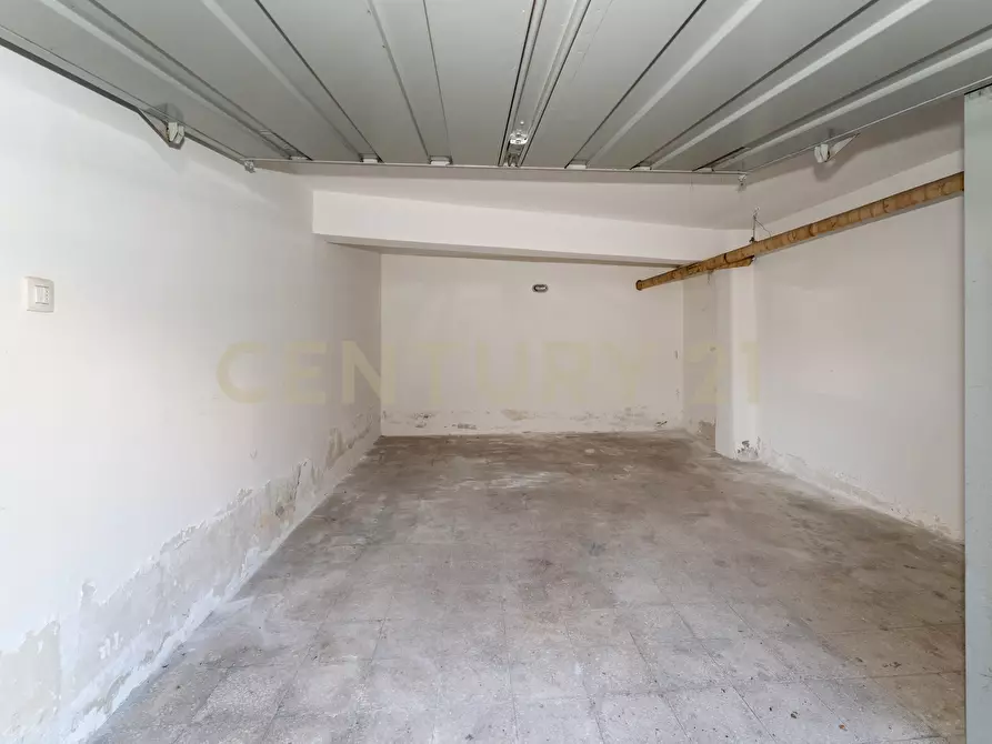 Immagine 47 di Trilocale in vendita  in Via Novaluce 48 a Tremestieri Etneo