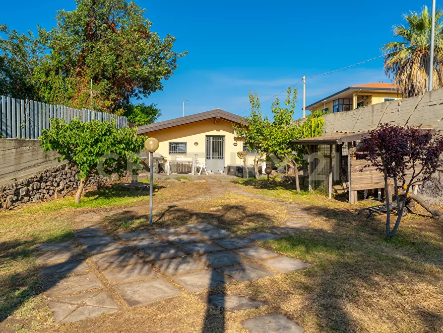 Immagine 37 di Casa indipendente in vendita  in via cristoforo colombo 19 a San Pietro Clarenza