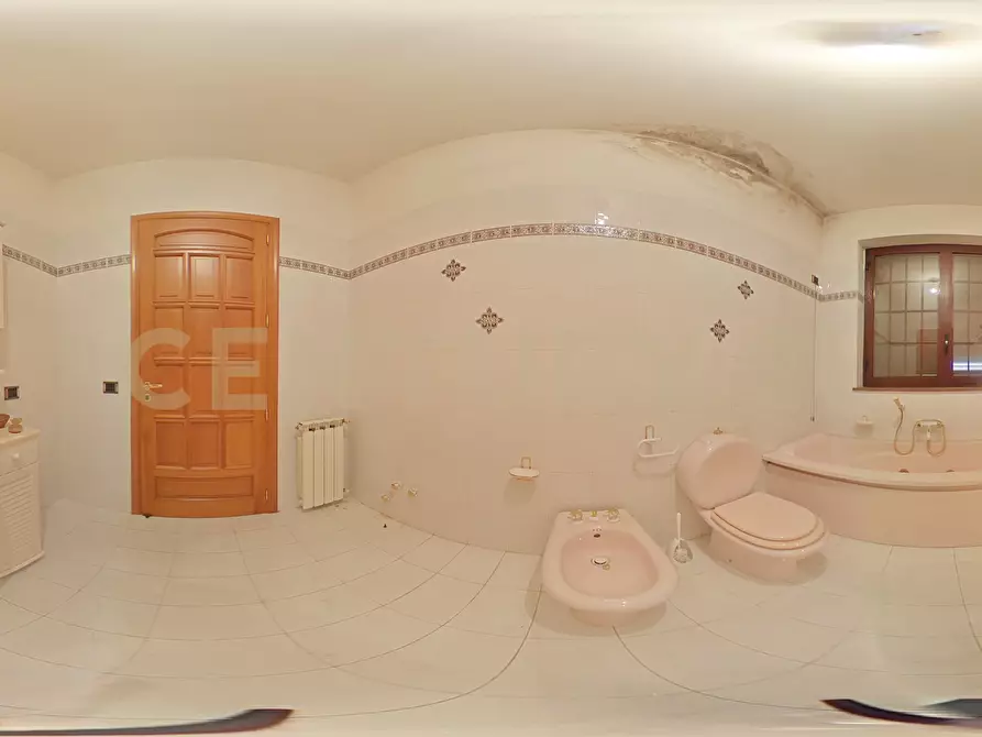Immagine 86 di Villa in vendita  in Via Carmelina Naselli 51 a Catania