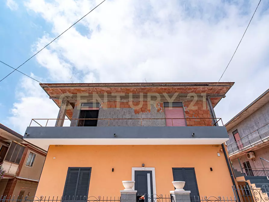 Immagine 2 di Casa semindipendente in vendita  in Via San Giuseppe 11 a Pedara