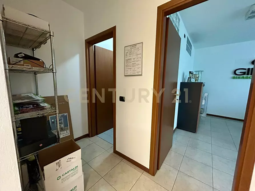 Immagine 11 di Ufficio in vendita  in Via Marco Minghetti 16 a San Bonifacio