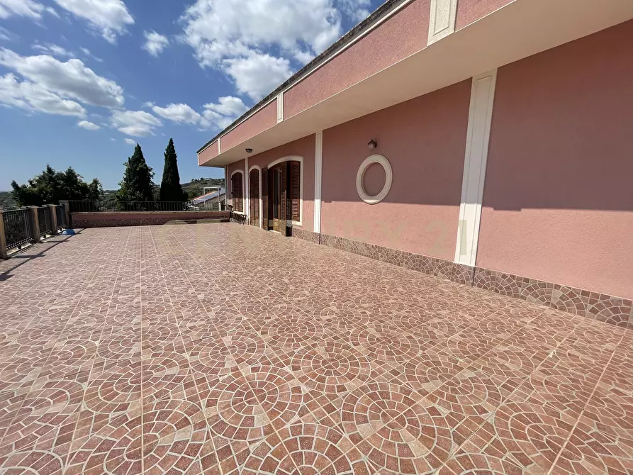 Immagine 45 di Villa in vendita  in manzella sn a Aci Castello