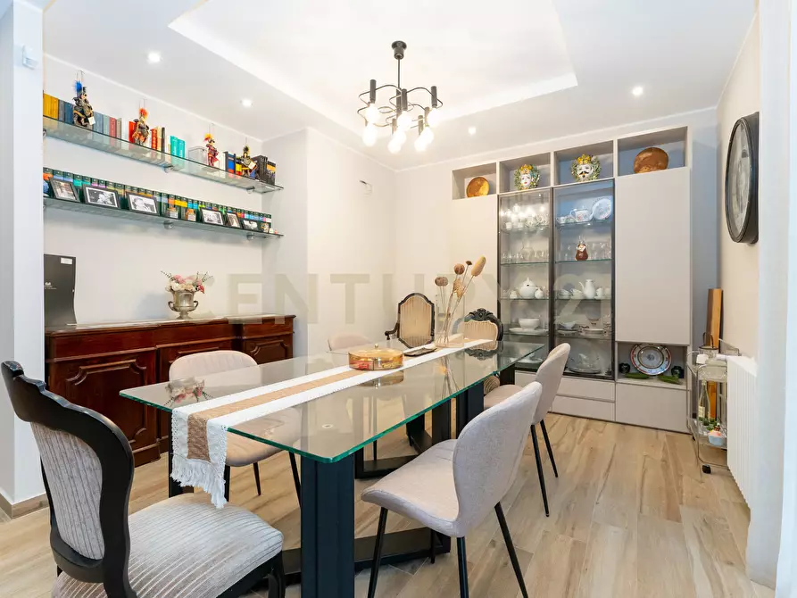 Immagine 3 di Quadrilocale in vendita  in Via Ludovico Ariosto 27 a Acireale