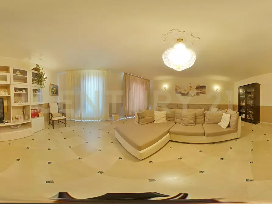 Immagine 82 di Appartamento in vendita  in Via Antonino di Sangiuliano 298 a Catania