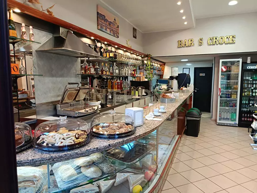 Immagine 1 di Bar / Ristorante in vendita  in Via di S. Croce in Gerusalemme 69 a Roma