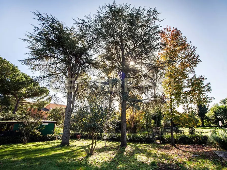 Immagine 35 di Casa bifamiliare in vendita  in Via Veientana 380D a Roma