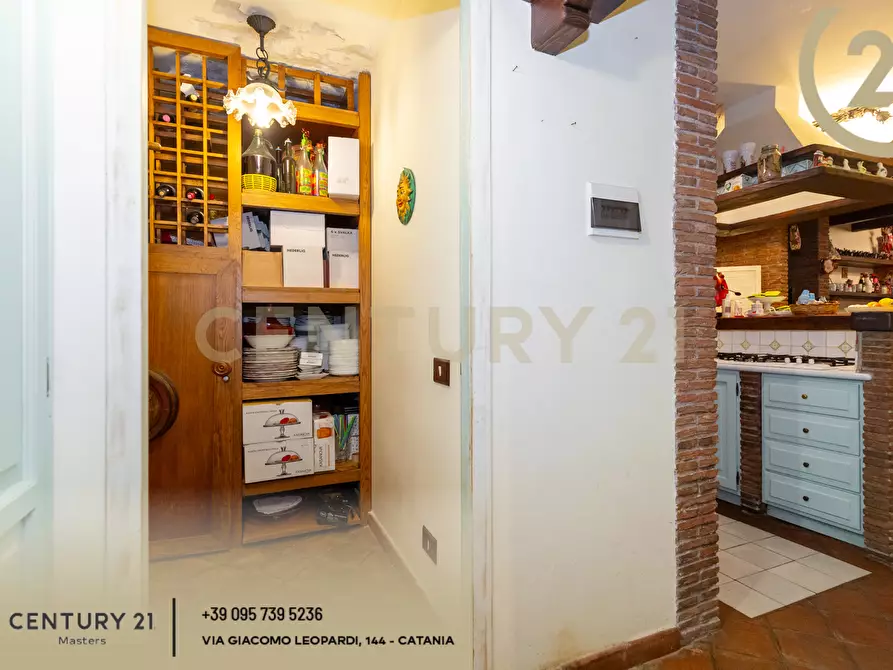 Immagine 49 di Terratetto in vendita  in Via San Gregorio 114 a Aci Castello