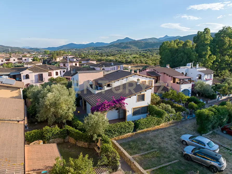 Immagine 37 di Casa indipendente in vendita  in Via Madrid a San Teodoro