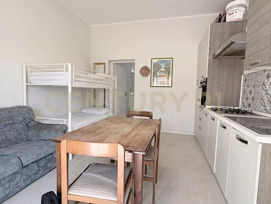 Immagine 1 di Bilocale in vendita  in Via Monfalcone 4 a Siracusa