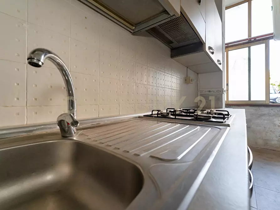 Immagine 24 di Bilocale in vendita  in VIALE MARIO RAPISARDI 158 a Catania