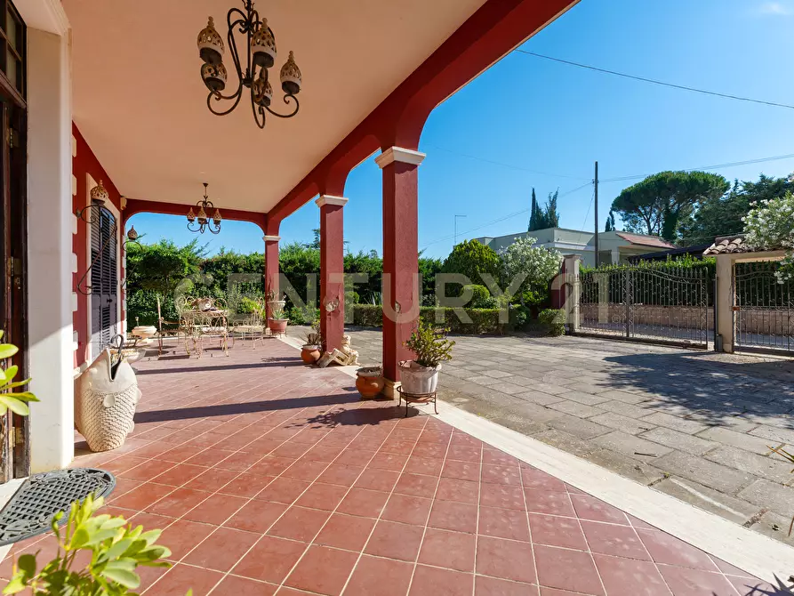 Immagine 6 di Villa in vendita  in Via Ottavia Penna 50 a Caltagirone