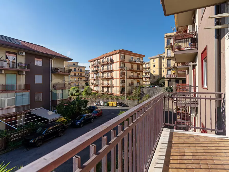 Immagine 33 di Appartamento in vendita  in Via Sgroppillo 21 a San Gregorio Di Catania