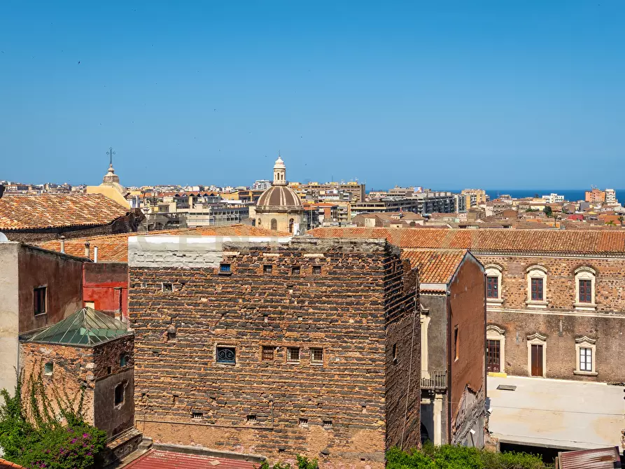 Immagine 79 di Appartamento in vendita  in Via Antonino di Sangiuliano 298 a Catania