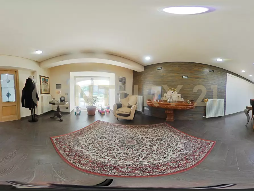 Immagine 102 di Villa in vendita  in Via G. Pezzana 11 a Aci Castello