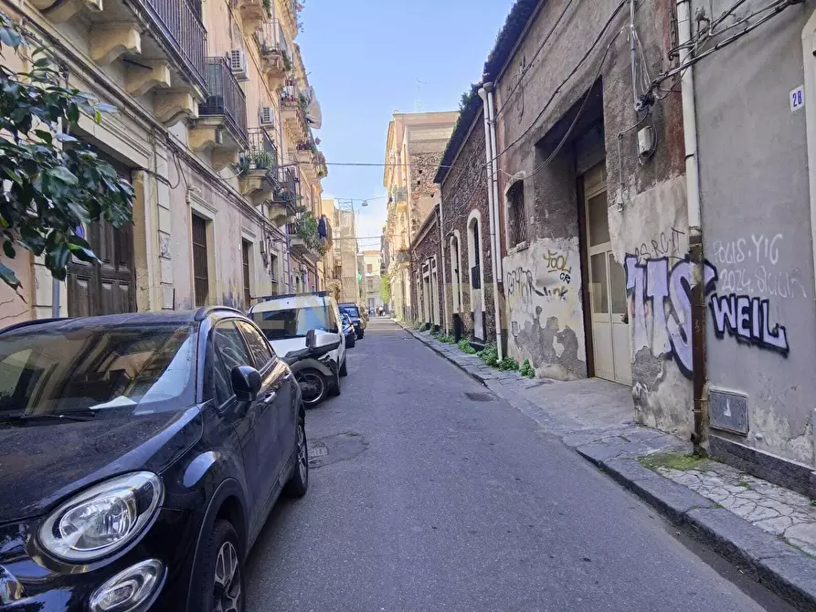 Immagine 5 di Bilocale in vendita  in Via Tezzano 26 a Catania