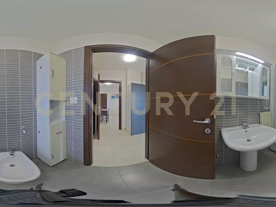 Immagine 37 di Attico in vendita  in Via Natale Prampolini 15 a Roma