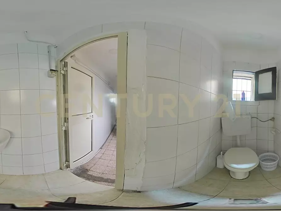 Immagine 32 di Pizzeria / Pub in vendita  in Via Duca Degli Abruzzi 1666 a Catania