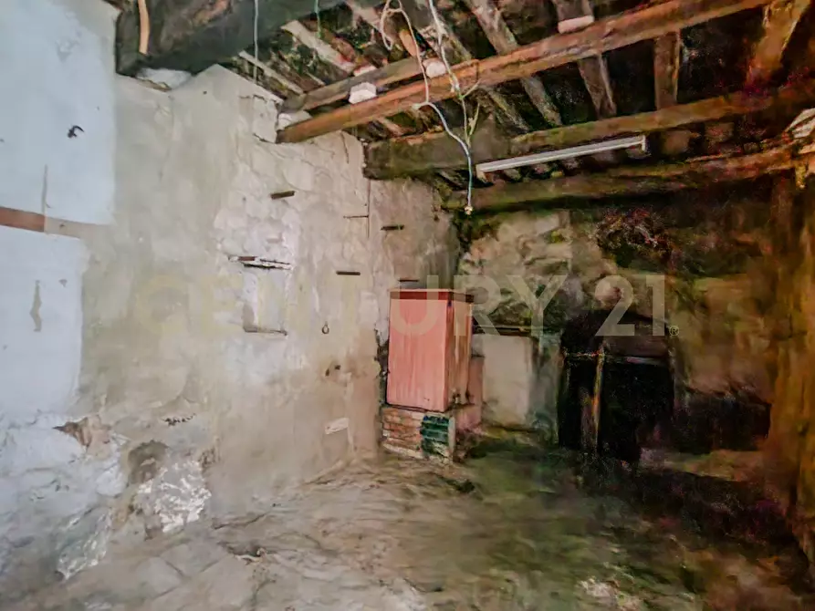 Immagine 37 di Pentalocale in vendita  in via della salita 1 a Roccastrada