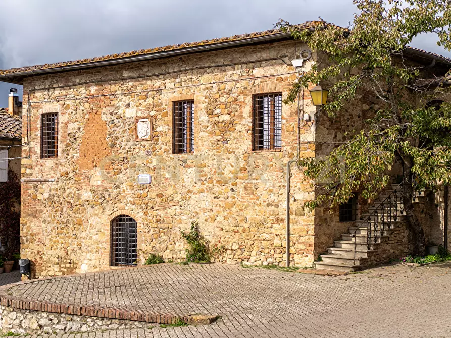 Immagine 79 di Trilocale in vendita  in Via delle Fornaci a Murlo