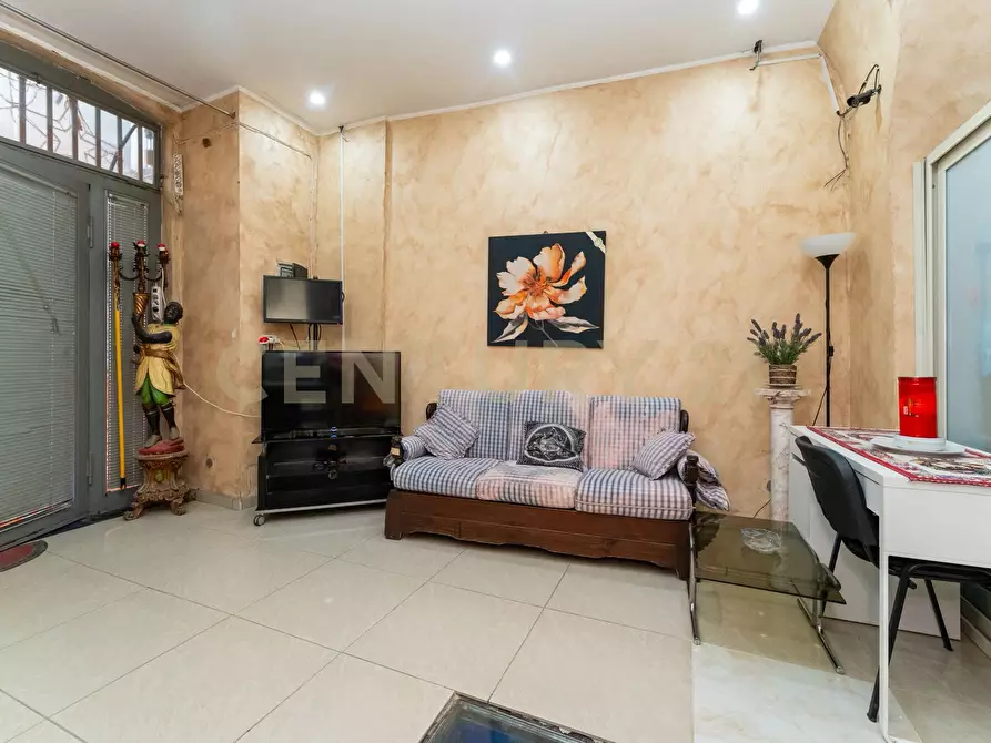 Immagine 13 di Monolocale in vendita  in Via delle Finanze 41 a Catania