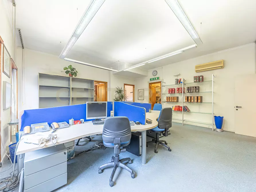 Immagine 6 di Quadrilocale in vendita  in Via Leon Pancaldo 26 a Roma