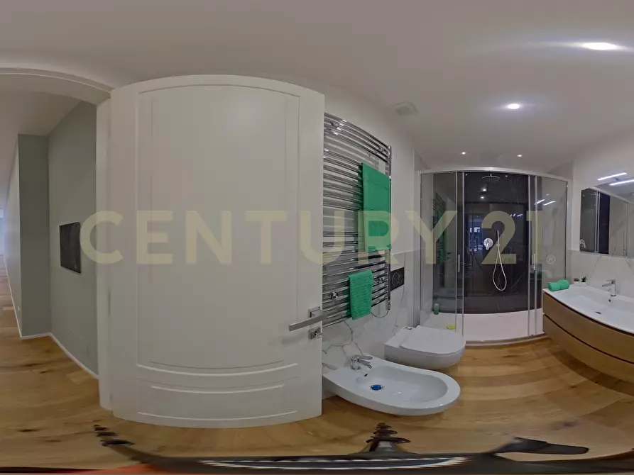 Immagine 24 di Loft/Open space in vendita  in Via dell'Olmata 30 a Roma