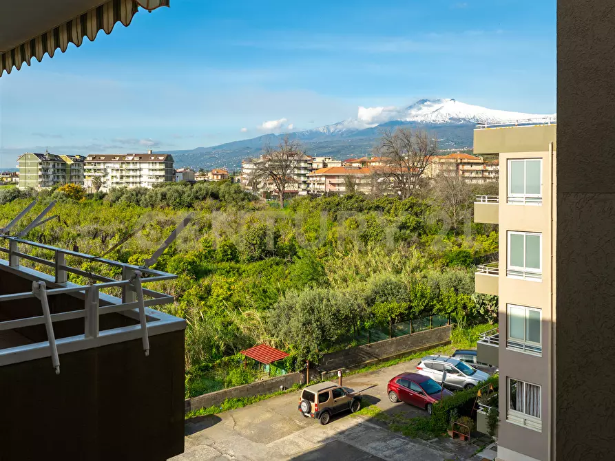 Immagine 44 di Quadrilocale in vendita  in Via Garibaldi 224 a Calatabiano