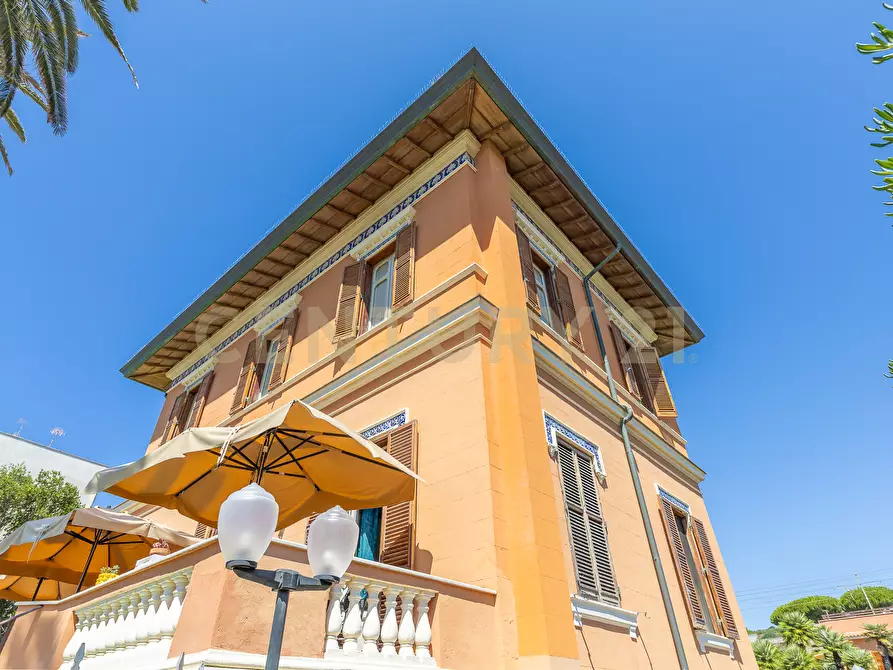 Immagine 34 di Villa in vendita  in Via Aurelia 393 a Santa Marinella